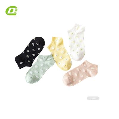 China DQ- D0003 Sustainable Cheap Ankle Socks Women for sale