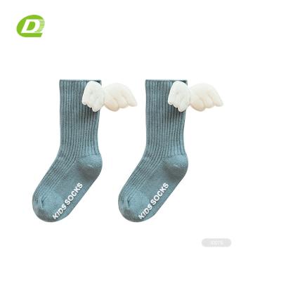 China DQ- I622 Viable Viable Socks with Wings for sale