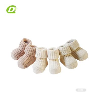 China DQ- I180 Sustainable Baby Sock Bootie Kids Ruffle Socks for sale