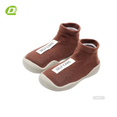 China DQ- I0070 Viable Viable Baby Knocks Shoe With Rubber Sole for sale