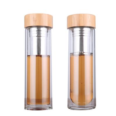 China Sustainable Borosilicate Glass Water Bottle Double Wall Glass Water Bottle Tea Bottle With Tea Infuser for sale