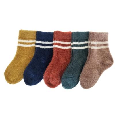 China Breathable New Years White Coral Fleece Socks For Children Fall From China Supplier for sale