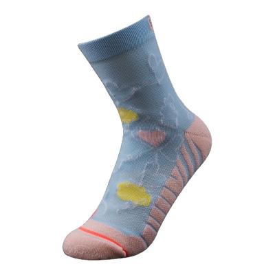 China China Supplier Women Breathable Sales Long Combed Cotton Compression Sports Socks For Running for sale