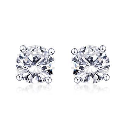 China CLASSIC Gorgeous Personalized  Four claw moissanite stone 18k white gold shining earings girls Daily wear jewelry accessory for sale