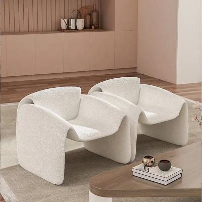 China Hot sale m-shaped Italian style leisure chair crab sofa chair home furniture extended single leisure armchair for living room for sale