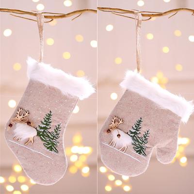 China Cute Mini Christmas Socking Decorations Linen Christmas Jars Kids Candy Gift Bags Christmas Tree Window Pendants for sale