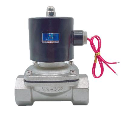 China 2S Series 1-1/4 Inch 2S350-35 Inch Stainless Steel General High Pressure Electric Solenoid Valve Water Normally Closed Solenoid Valve for sale