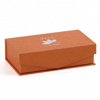 China Customized Gloss Lamination Luxury Logo Recyclable Gift Box Apparel Base And Lid Box For Packaging for sale