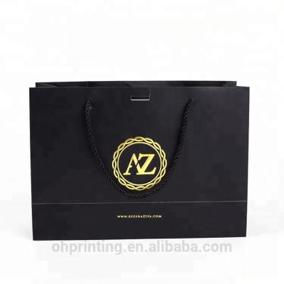 China L30.5 x W10.5 x H21.5cm Chinese Factory Custom OEM Recyclable Gold Stamped Retail Paper Bag for sale