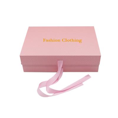 China Recyclable Customized Magnetic Folding Foil GIF Box With Ribbon for sale