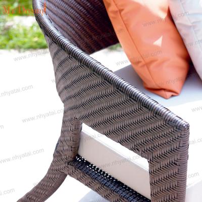 China Weatherproof Outdoor Furniture Modern Style Hotel Garden Furniture Single Sofa Set For Villa And Outdoor for sale