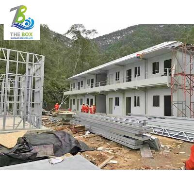 China Modern Light Prefab Steel Villa House Luxury Prefab Vacation Home for sale