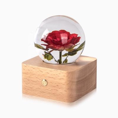 China Beautiful Attractive Led Light Crystal Ball Innovative Fancy Holiday Gifts for sale