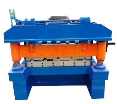 China Classic Rib Panel Roll Forming Machine zu verkaufen