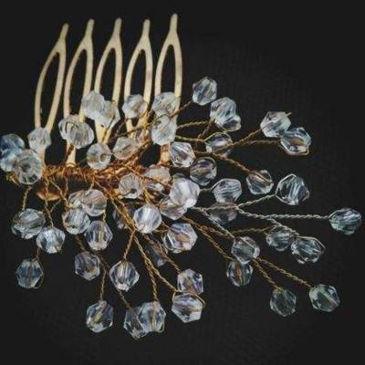 China Latest Design Various Fashion Diy Crafts Decorative Multi Color Diamond Crystal Glass Beads for sale