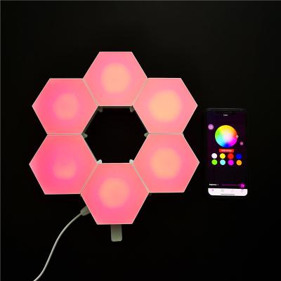 China Smart Light Sensor Control Night Light, DIY Hex Wall Quantum Smart App Led Night Light RGB Lighting And Circuit Design Sensor Decoration Living Room ABS for sale