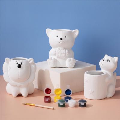 China Safety New arrival cute lion bear ceramic art and craft kids edicational diy drawing painting kit toys for sale