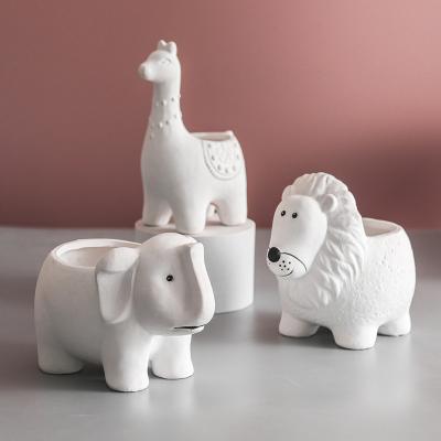 China Safety Educational toys intelligent drawing diy white 3d animals model coloring kids ceramic flower pots diy coloring cute lion toys for sale