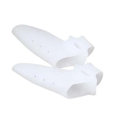 China Durable Breathable Foot Pedicure Hallux Valgus Two Toe Silicone Gel Toe Separator for sale