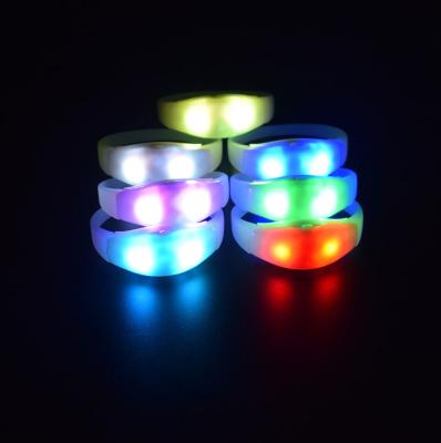 China 2021 Concert Party Events New Arrivals Christmas Concert Custom Flashing Led Bracelet Light Up Praise Party Led Bracelet For Festival for sale