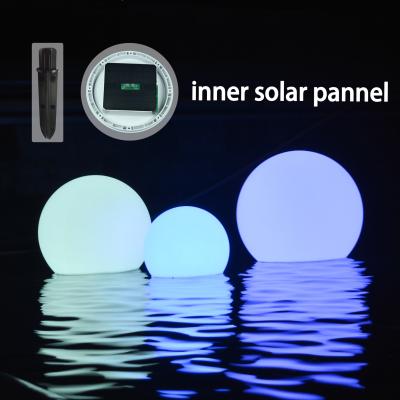 China Hotel Party Solar Led Floating Christmas Pool Waterproof Led Floating Ball Show Light Xmas Balls With Colors Changing for sale