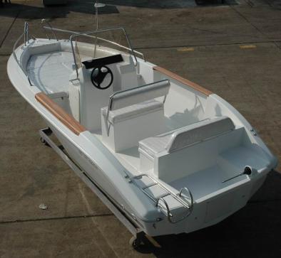 China Fiberglass China CE Fiberglass Hull Yacht Mega Boat Yacht With Motor for sale