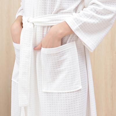 China Wholesale High Quality Unisex Thermal Bathrobe Pajamas Homewear Grid Pattern For Couples Sleepwear Bathrobe Set for sale