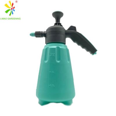 China High Quality Eco-friendly 2 Liter Garden Use Plastic Adjustable Customized Pressure Pump Sprayers for sale