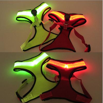 China LED Dog Harness Pet Harness Dog Collar and Viable Hot Selling Flashing Leash for sale