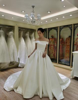 China 2021 Breathable Off The Shoulder Ball Gown Satin Wedding Dress Simple Turkey Istanbul for sale