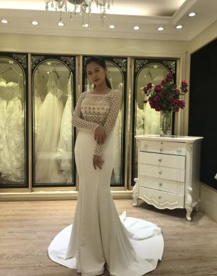 China 2021 Breathable Elegant Long Sleeve Lace Mermaid Wedding Dresses Fashion Bridal Dress for sale