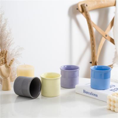 China European Nordic Half Empty Ceramic Candle Jars Container Ships Matte Gradual Color Change Color For Home Decor for sale