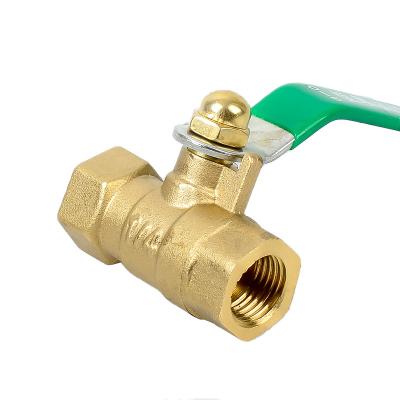 China 14 NPT Brass Fittings Anti-Corrosion Female Thread Brass Male Connectors for sale