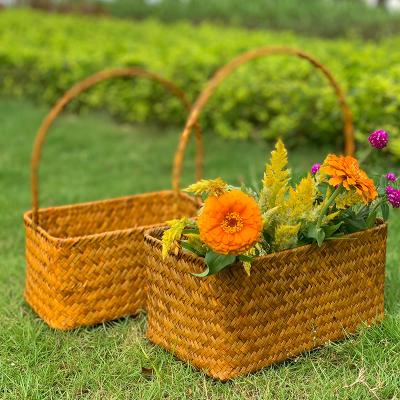 China Viable Handmade Wicker Basket Sea Rattan Baskets Round Seaweed Lime Milk Whitewash Flower Pot for sale