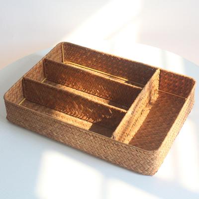 China Viable Algae Woven Storage Box 4 Compartments Short Organizer Case Desktop Bins From Plant Plankton for sale