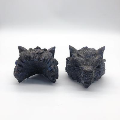 China China Popular Sodalite Wolf Head Carving Crystal For Healing Hand Carved Crafts for sale