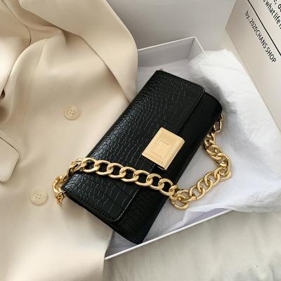 China 2022 women's retro fashion bag shoulder cross square fashion armpit handbags small - body purse chain crocodile bag mini for sale