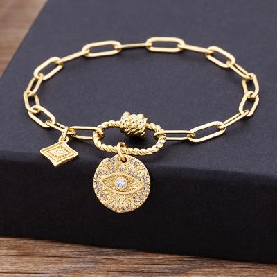 China Fashion Lead Free Nickel Free Wholesale Jewelry Beaded Gold Handmade Eye Pendant Bracelet For Men Designs for sale