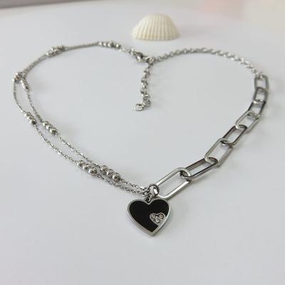 China New Trend Personality Clavicle Chain Lead Free Nickel Free Double Lock Clavicle Chain Pendant Necklace for sale