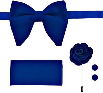 China Dobby Men's Bow Ties Large Set Pre-Tied Oversized Soild Velvet Bow Tie Handkerchief Cufflink for sale