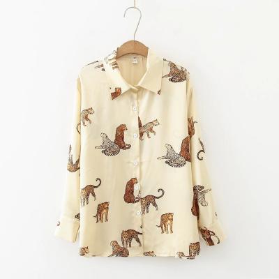 China Anti-pilling Animal Digital Printing Hot Sale Ladies Blouses Chiffon Cotton Tops Elegant Women Shirts for sale