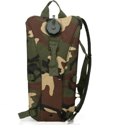 China Wholesale High Quality Woodland Digital Army Hydration Water Backpack Bag Camouflage Military Rise Style Anti-theft for sale