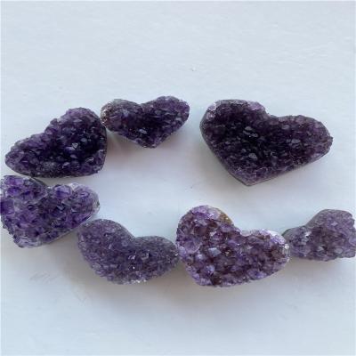 China Natural Heart Shaped Amethyst Crystal Clusters For Amethyst Chakra Decoration From China Wholesale Good Quality Quartz Cluster for sale