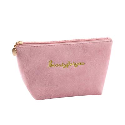 China Fashoion Logo Beauty Makeup Pouch Women Custom Cosmetics Bag Velvet Makeup Bag for sale