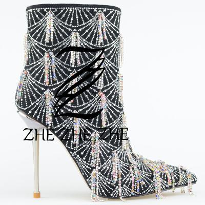 China 2022 Breathable European and American Style Women's Shoes Sparkle PU Patchwork ZHEZHEZHE ZIPPER Ankle and Bootie Dangle Jewelry Ladies Boots for sale