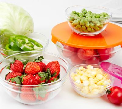 China Microwaveable Glass Bowl Refrigerated Fruit Bowl Set With Plastic Lid for sale