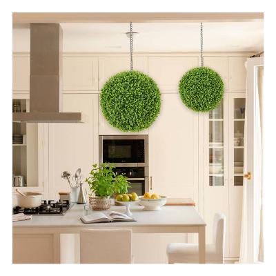 China New Handmade Plastic Green Foliage Indoor Outdoor Decoration Q34 Style Hanging Plant Artificial Topiary Ball For Home Office Decor for sale