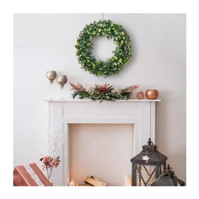 China Hh-13 Decoration Indoor Outdoor Garden Supplies Door Christmas Decorative Fruit Green Plant Artificial Wreath For Decoration Home Wreath for sale