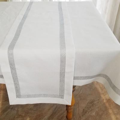 China Durable Polyester Sequin Border Sewing Tablecloth For Hotel Decoration for sale