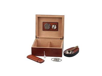 China Wood Cigar box with wood lighter for sale